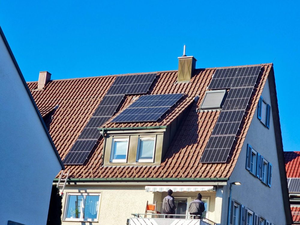 Photovoltaik auf dem Satteldach – Referenzprojekt Lichtkraft Solar